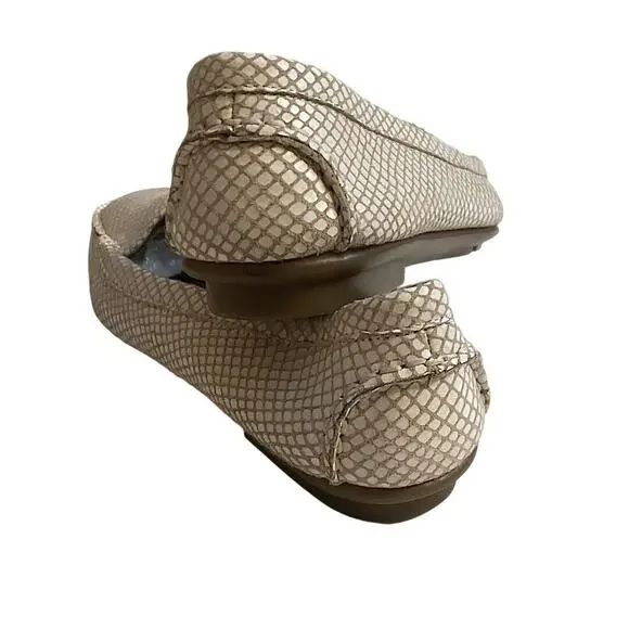 Aerosoles Snake Print Loafer Beige Slip On Nu Day Shoes SZ 6 Comfy Casual - Picture 9 of 10